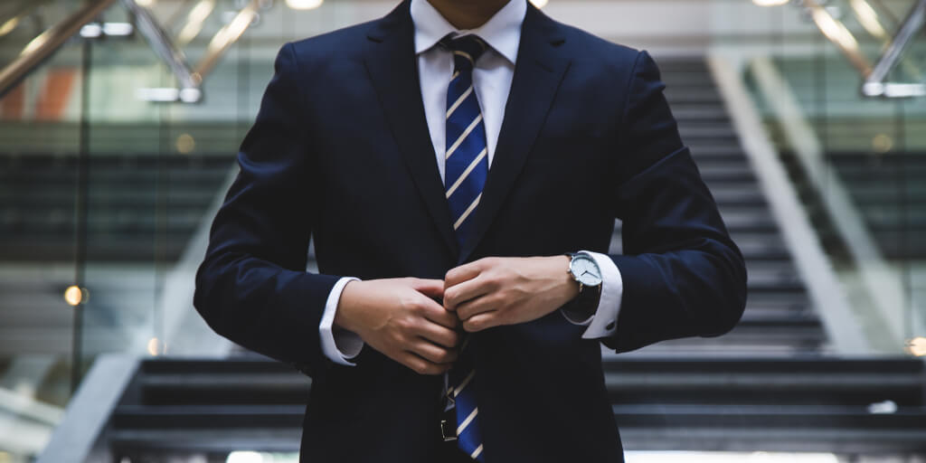 CEO vs. CFO CEO vs. CFO