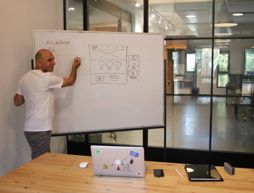 Analyst explaining to his team helpful information to improve business