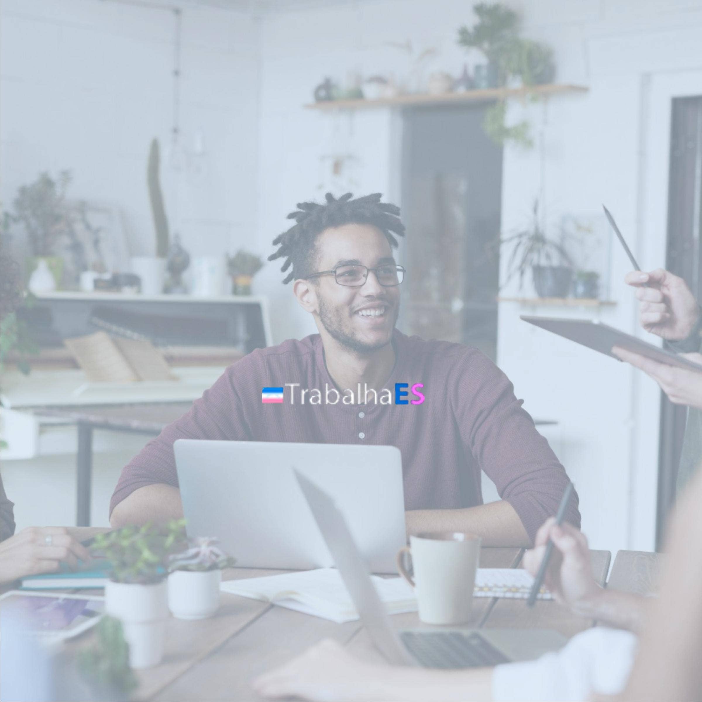 Review do Trabalha ES com preços, comparações e FAQs