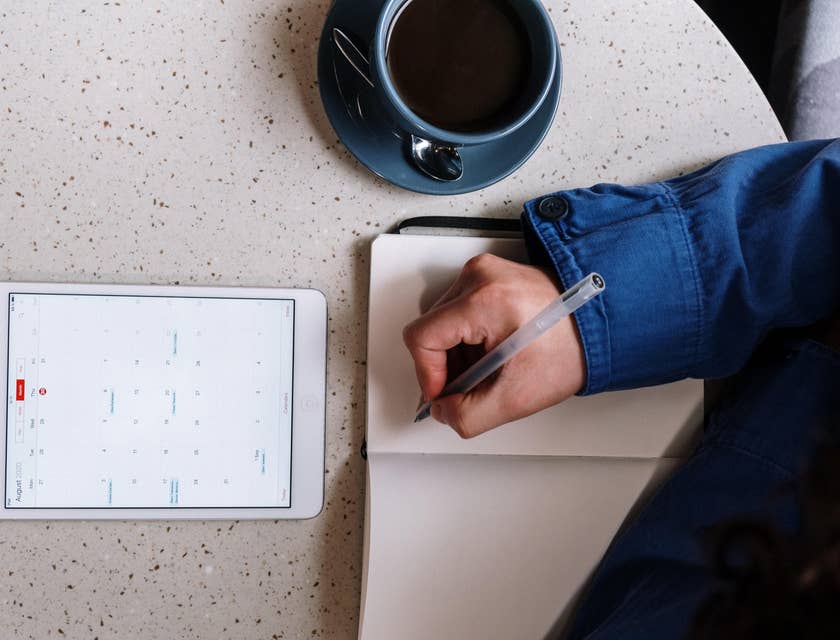 Coordinator creating a schedule