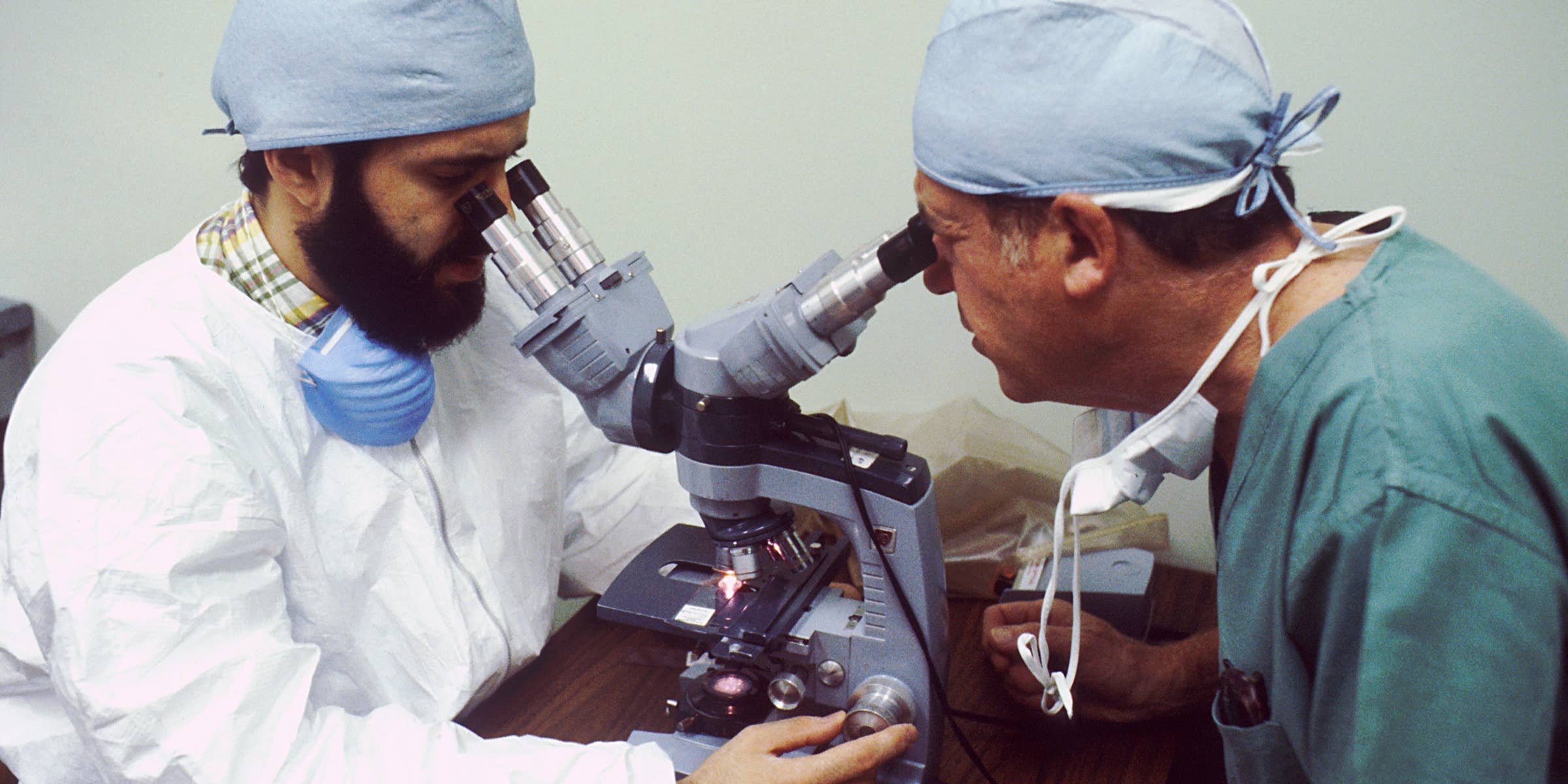 pathologist-job-description
