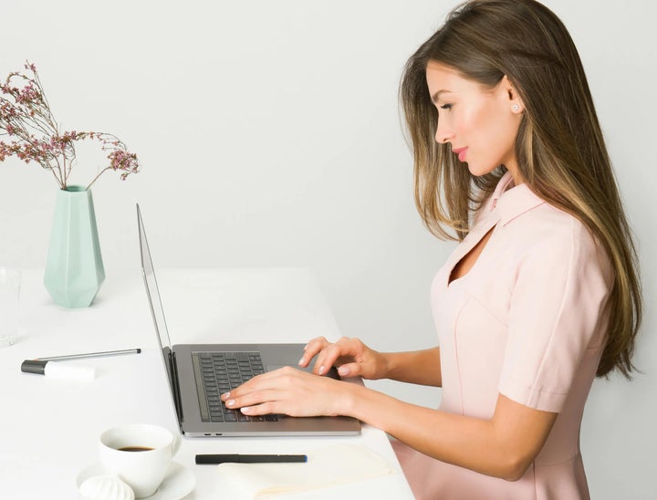 Accounts Receivable Specialist Interview Questions