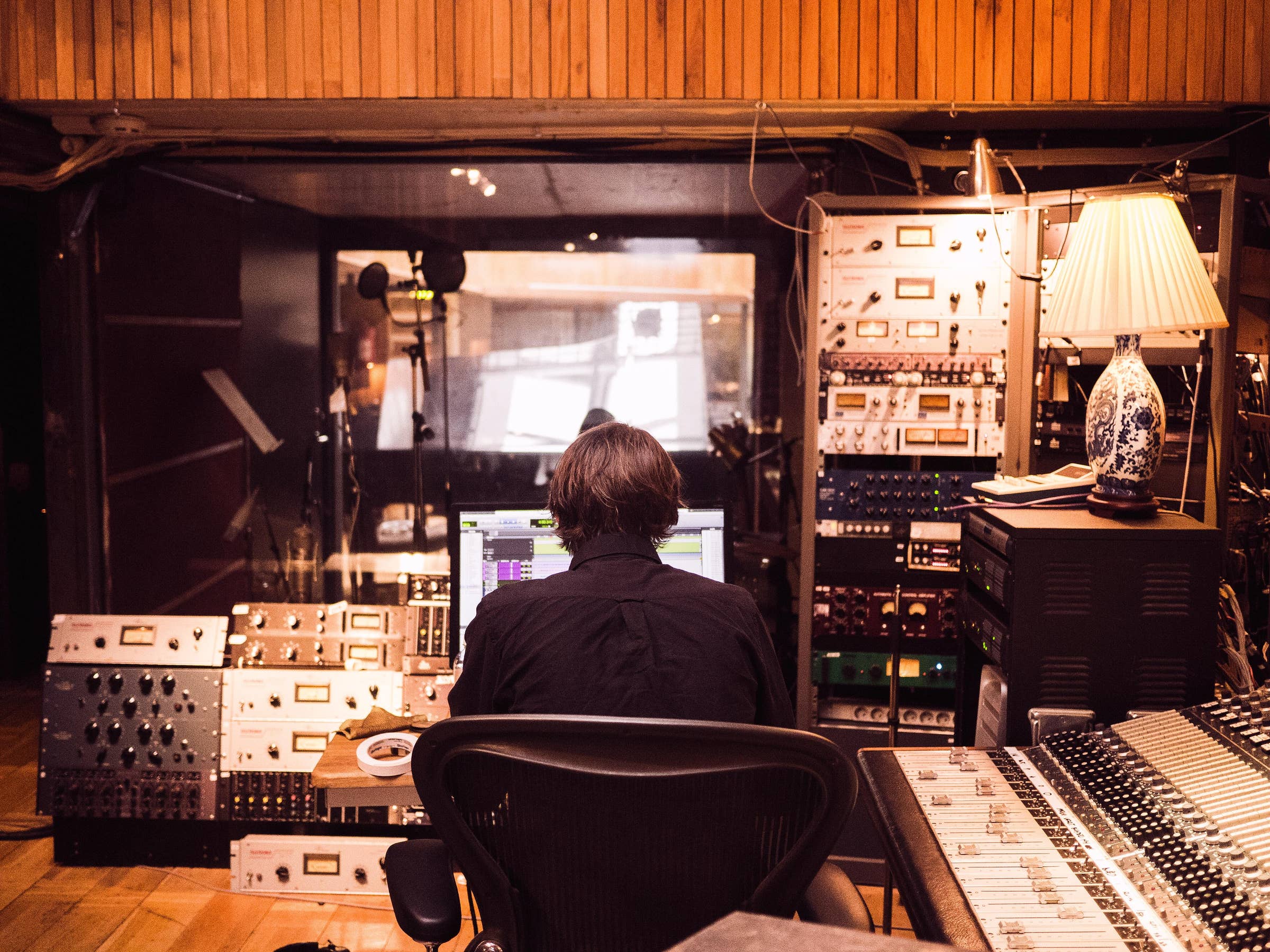 audio-visual-technician-job-description