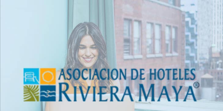 Logo de AHRM Riviera Maya.