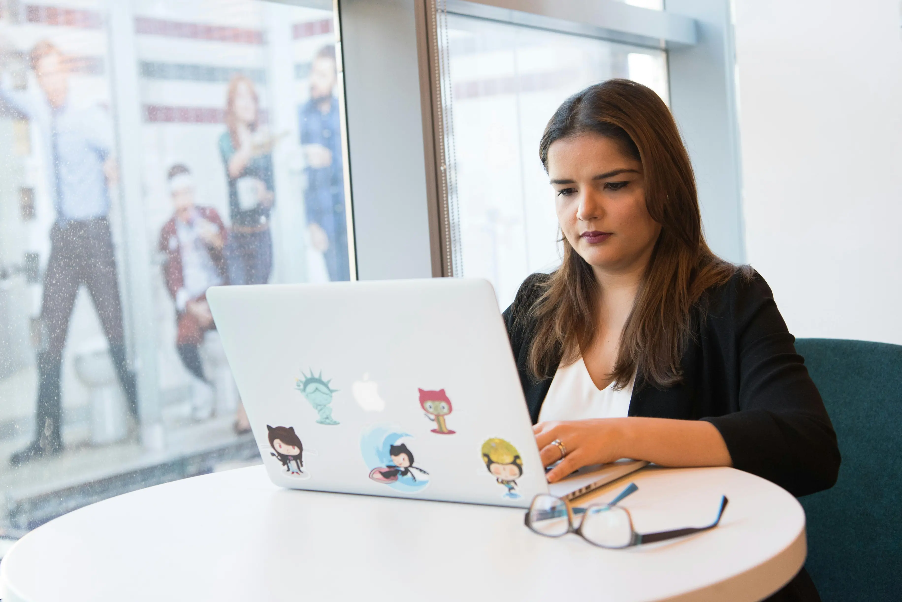 Akhtaboot Review With Pricing, Alternatives, and FAQs