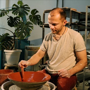 Sell your skills and experience as an art teacher.
