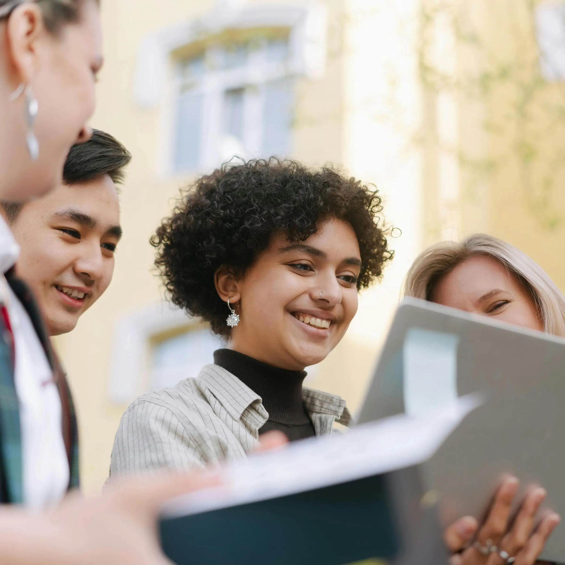 Bewertung von Auslandsjobs.de inklusive Preise, Vergleiche und FAQs