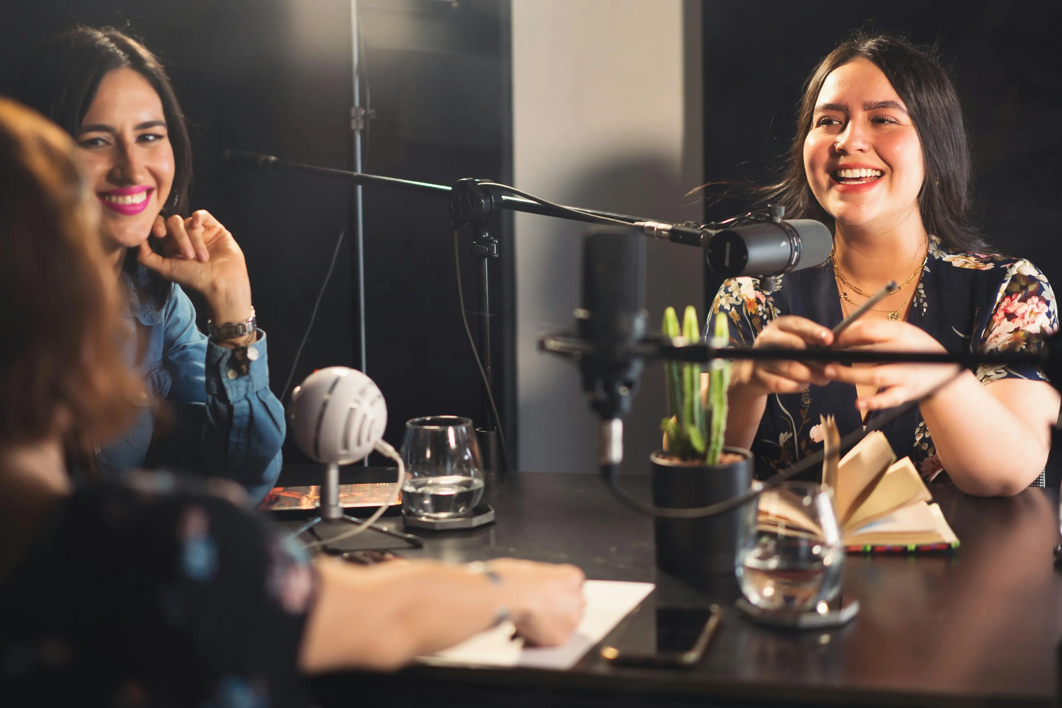 Recensione di Backstage con prezzi, alternative e FAQs