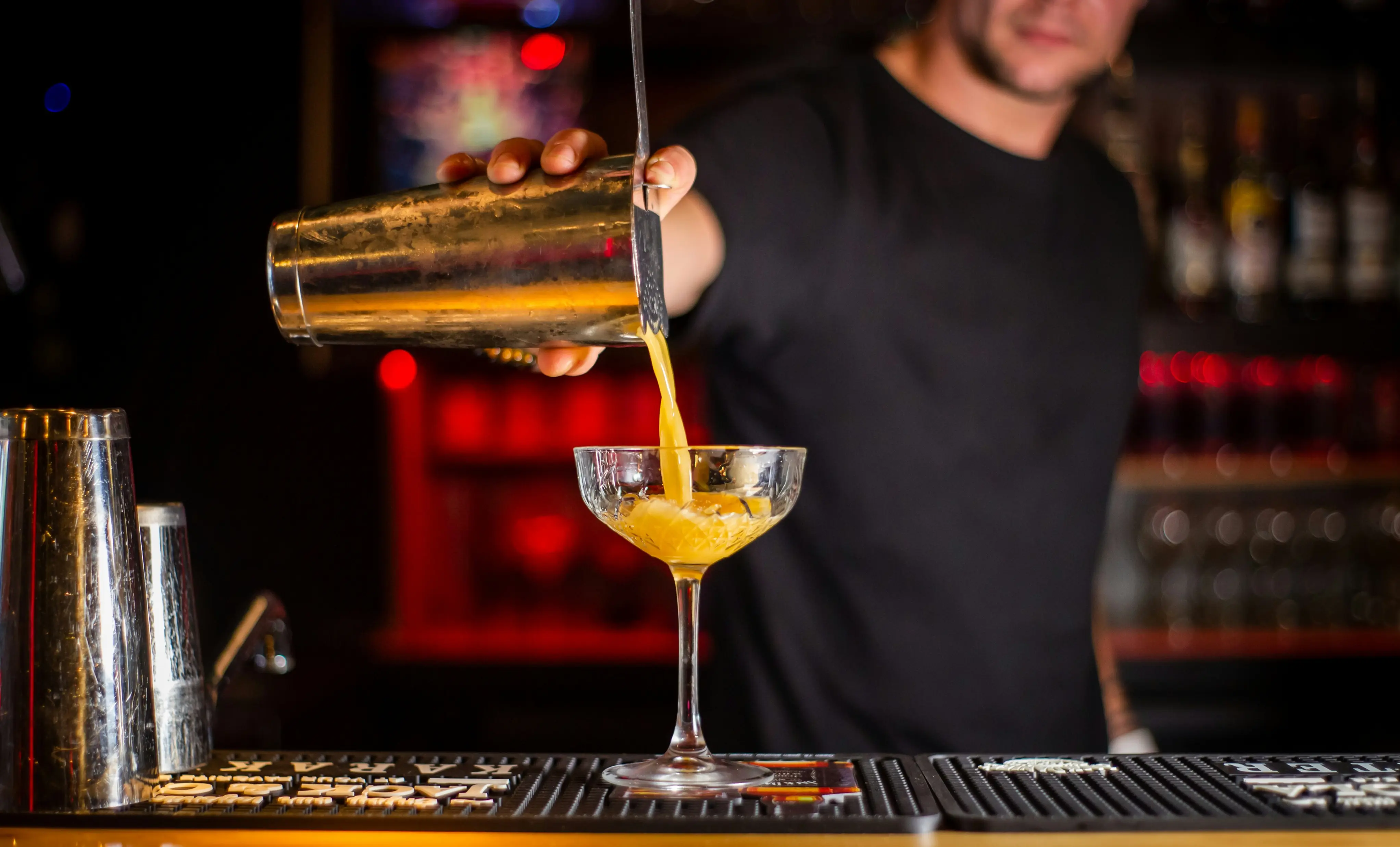 Bartender Job Description