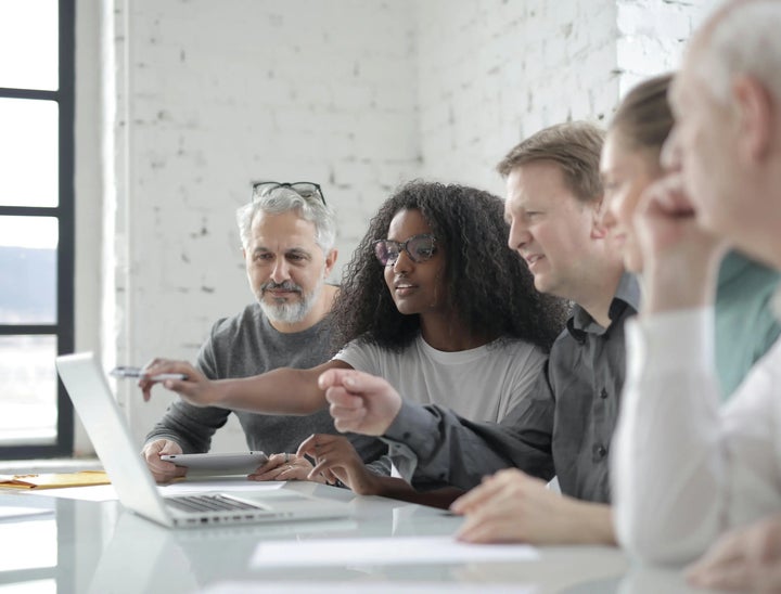 Bay Area Job Finder Review With Pricing, Alternatives, and FAQs