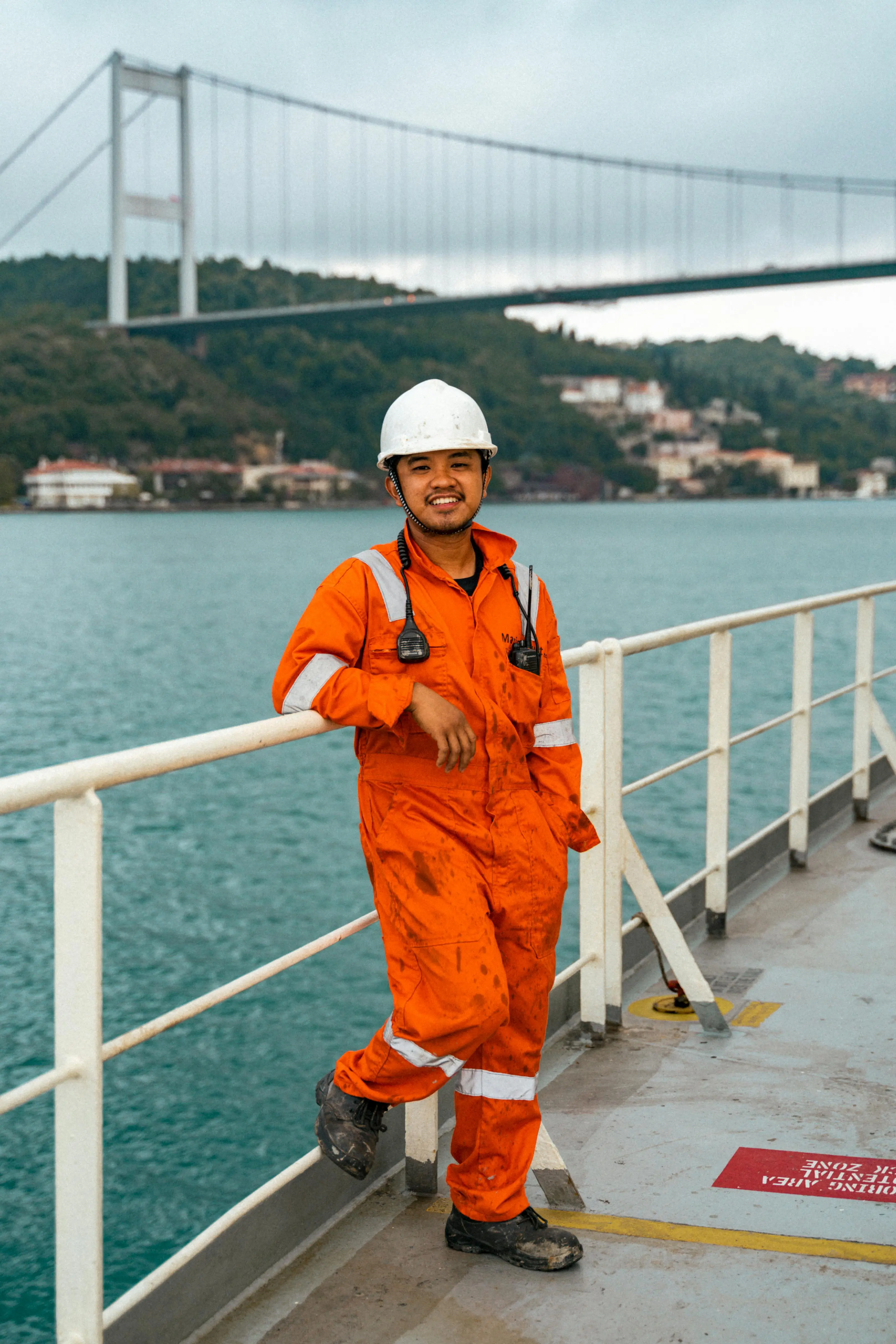 BuildSubmarines.com Review With Pricing, Alternatives, and FAQs