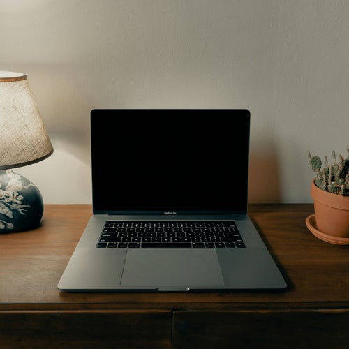 Cómo contratar empleados a distancia: