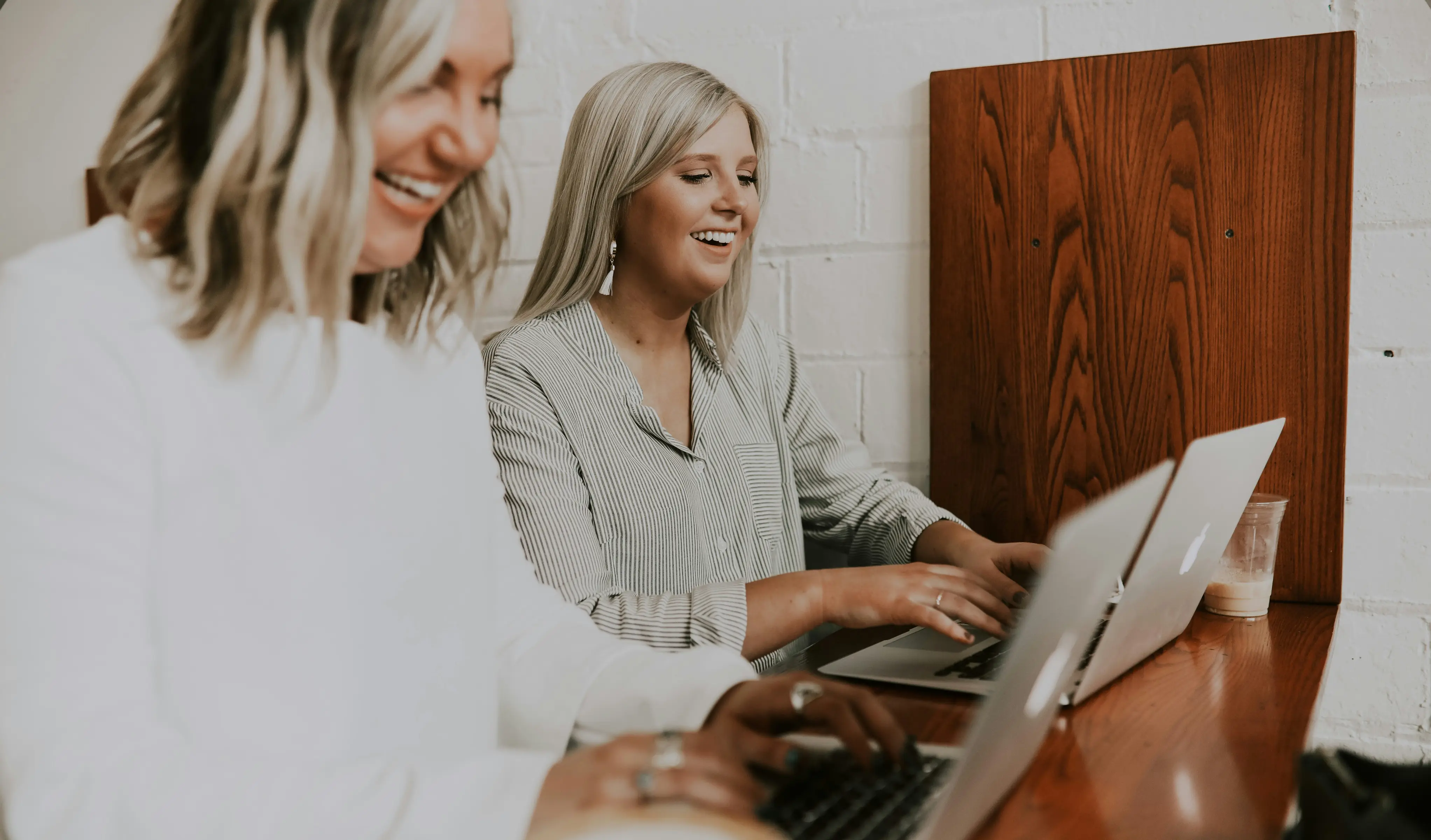 Communo Review With Pricing, Alternatives, and FAQs