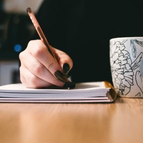 Create a detailed and concise cover letter.