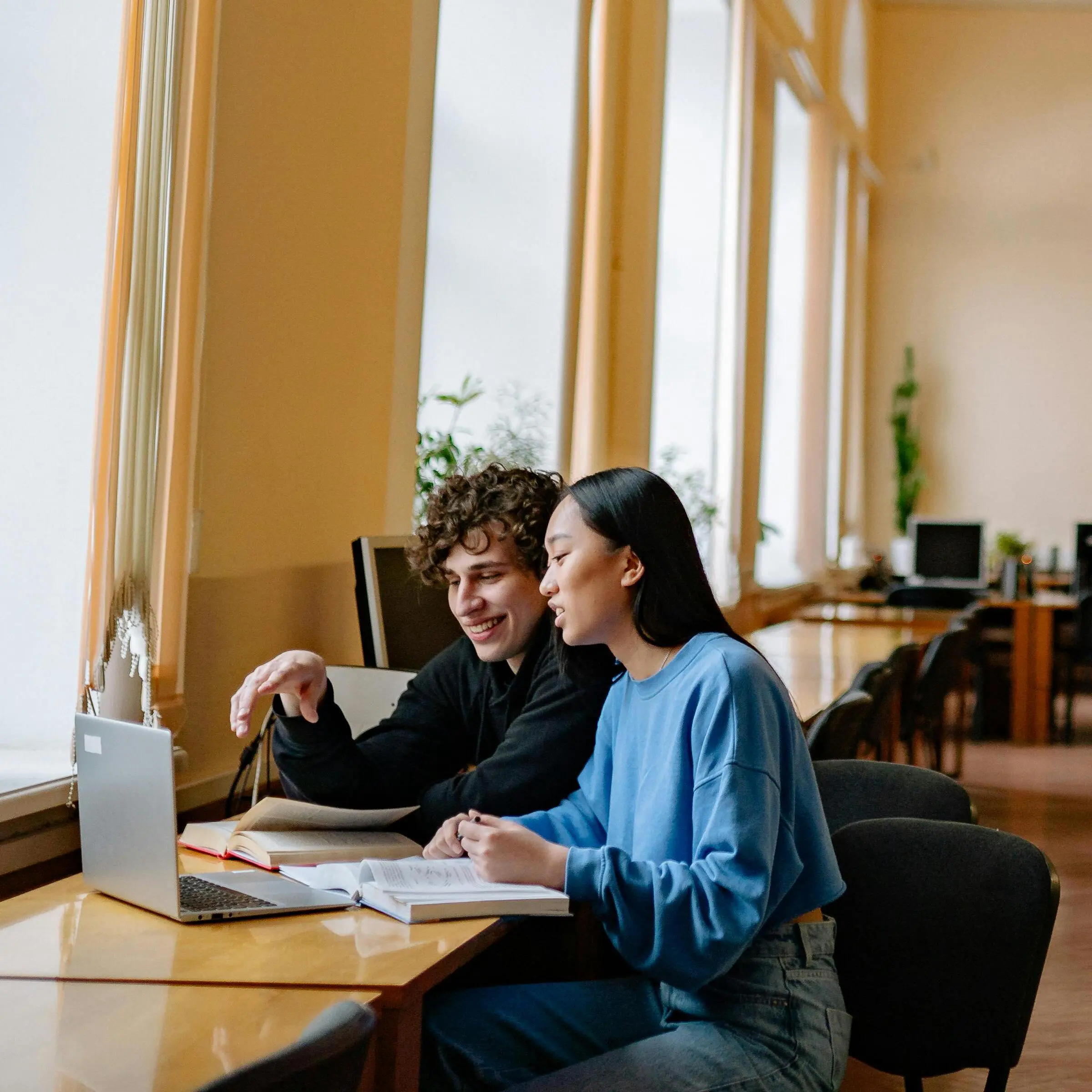 FCSIT Career Portal Review With Pricing, Alternatives, and FAQs