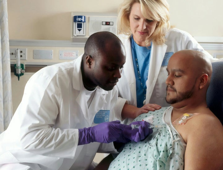 How to Find Certified Nursing Assistants (CNAs)
