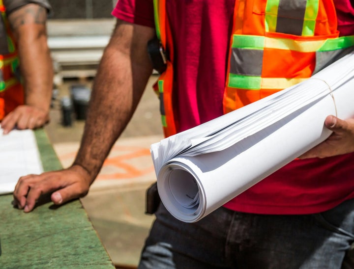How to Find Construction Laborers