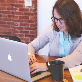 Send applicants screening emails.