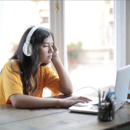 How to Transition Employees to Working From Home: