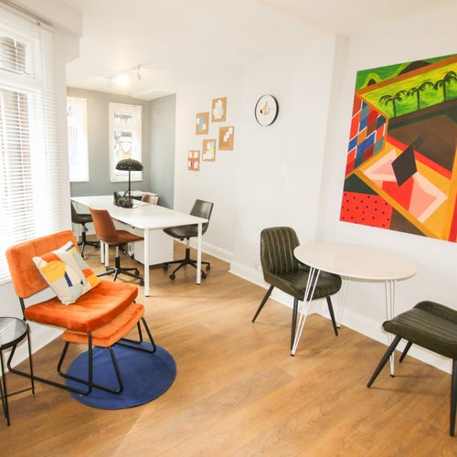 How to Write an Interior Designer Resume: