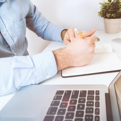 How to Write an HR Resume: