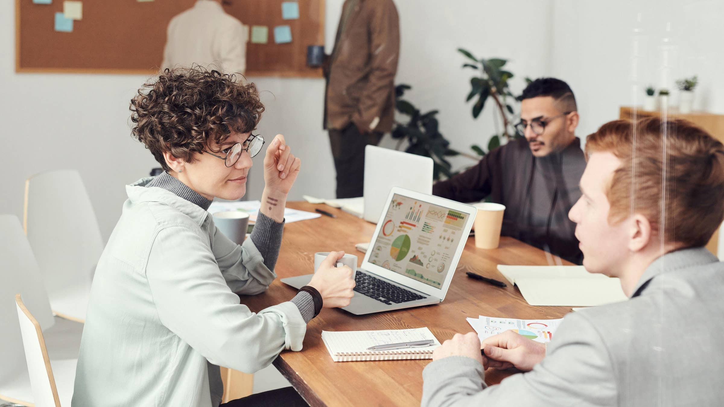 HR Analyst Job Description