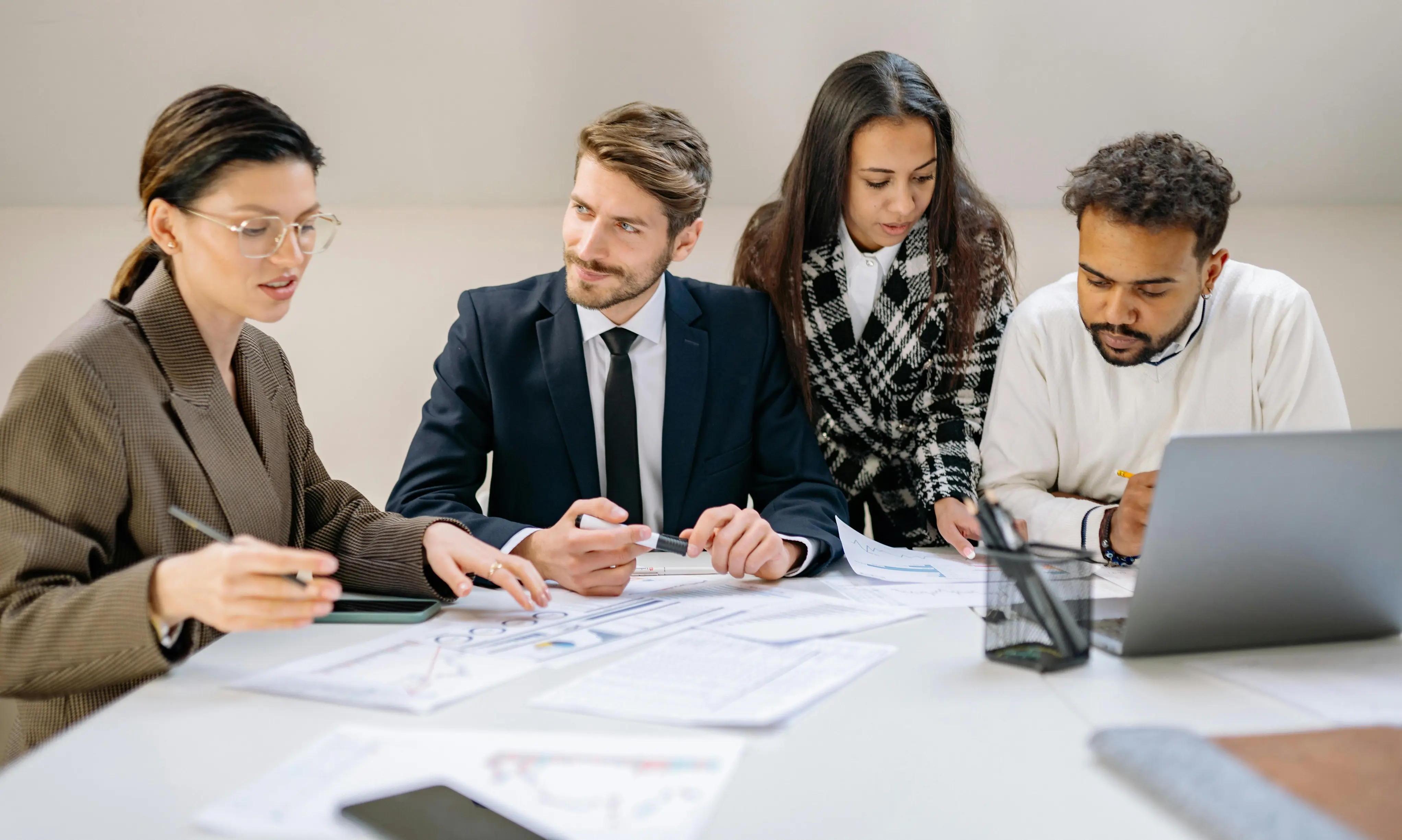 iHireTherapy Review With Pricing, Alternatives, and FAQs