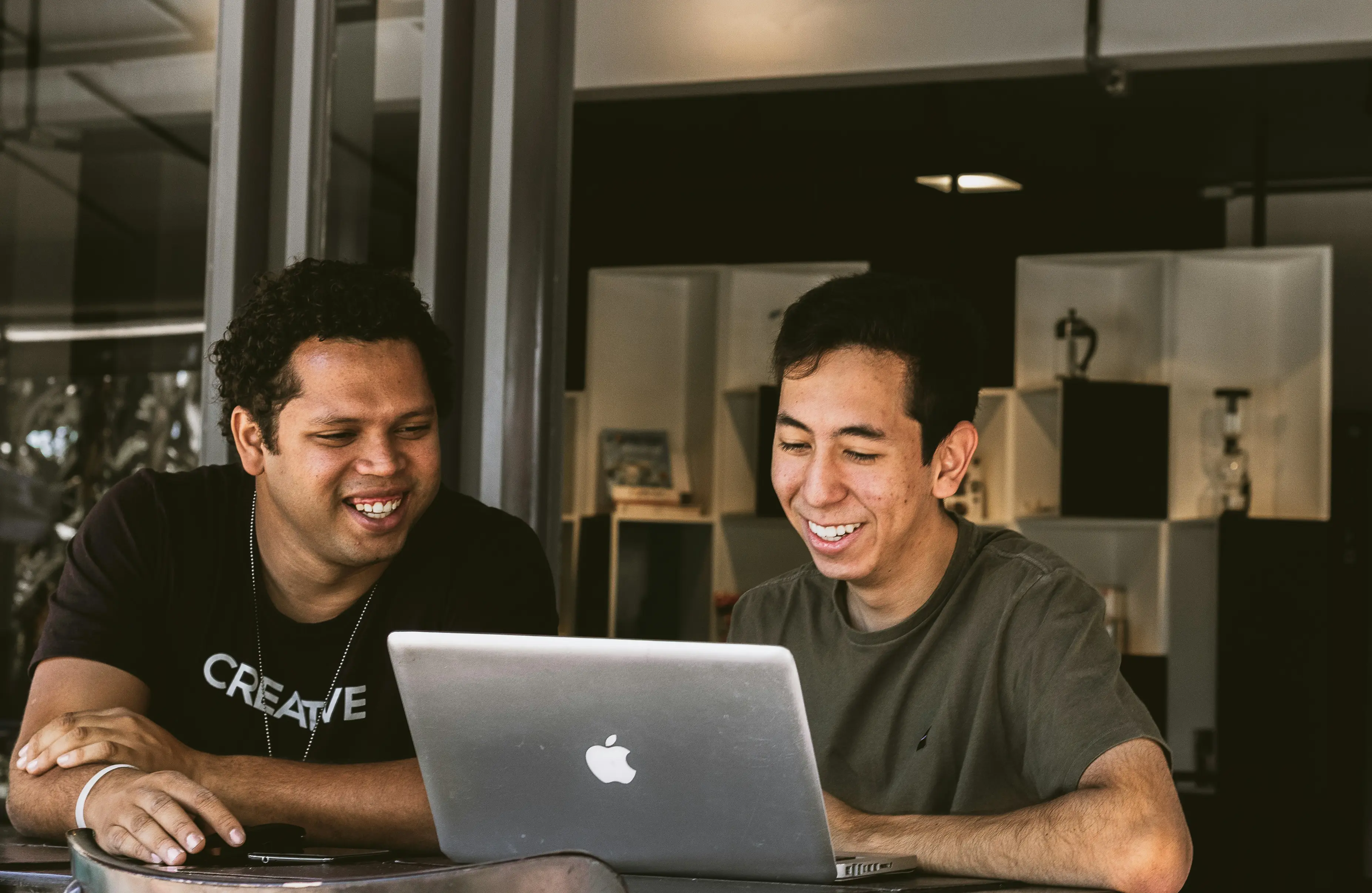 iHispano Review With Pricing, Alternatives, and FAQs