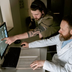 Invite applicants for job shadowing.