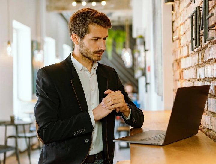 Jobxoom Review With Pricing, Alternatives, and FAQs