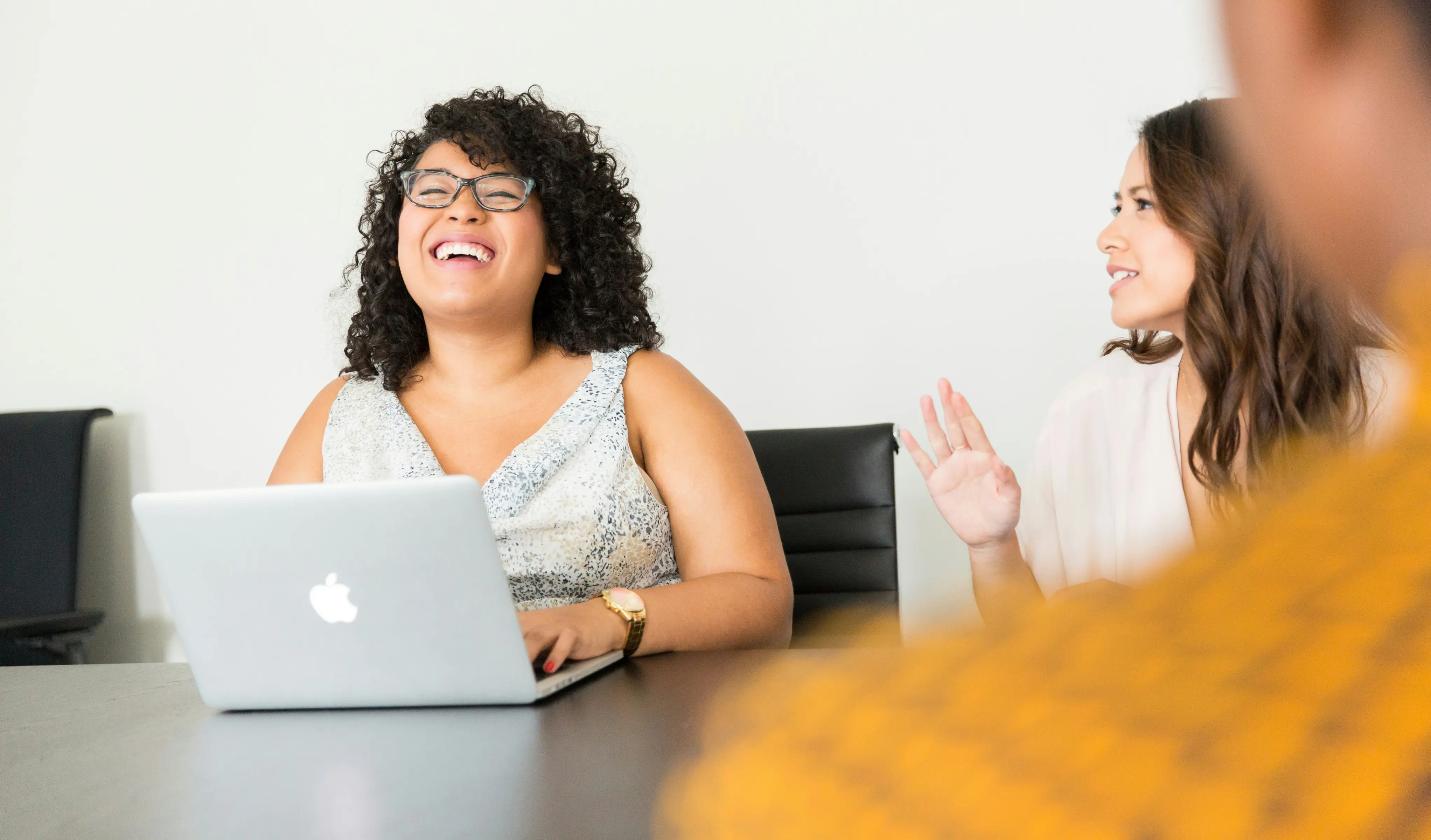 Kickresume Review With Pricing, Alternatives, and FAQs