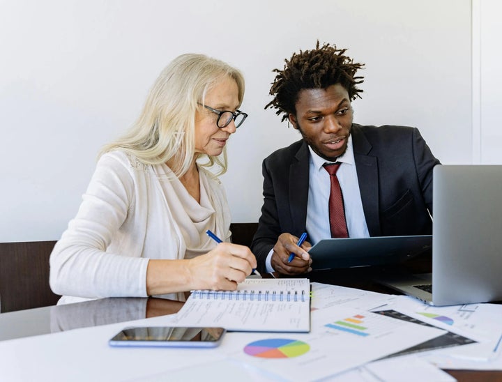 Loan Specialist Job Description