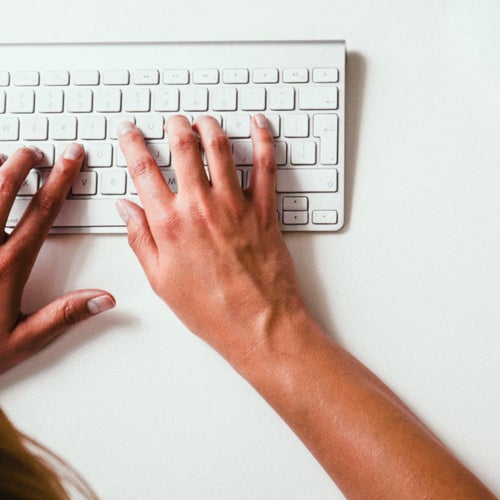 How to Write a Medical Receptionist Cover Letter: