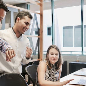 Comprender los diferentes tipos de reconocimiento de empleados.