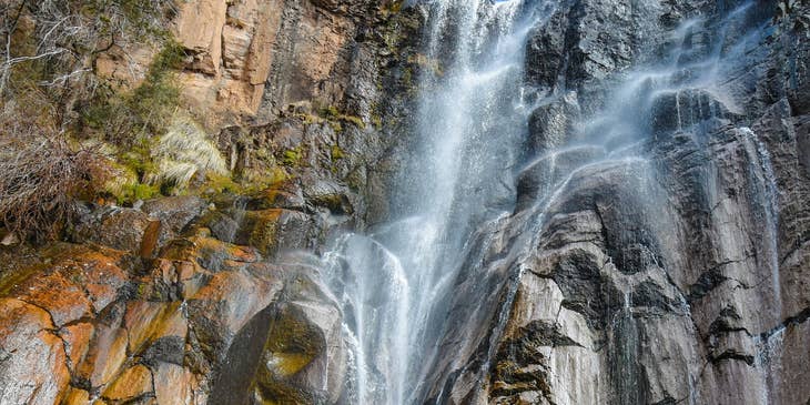 Vista de una cascada en Guachochi, Chihuahua.