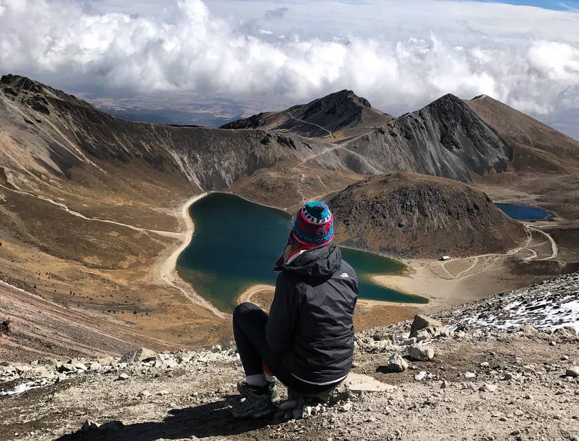 Una fotografía de una persona en el Nevado de Toluca.