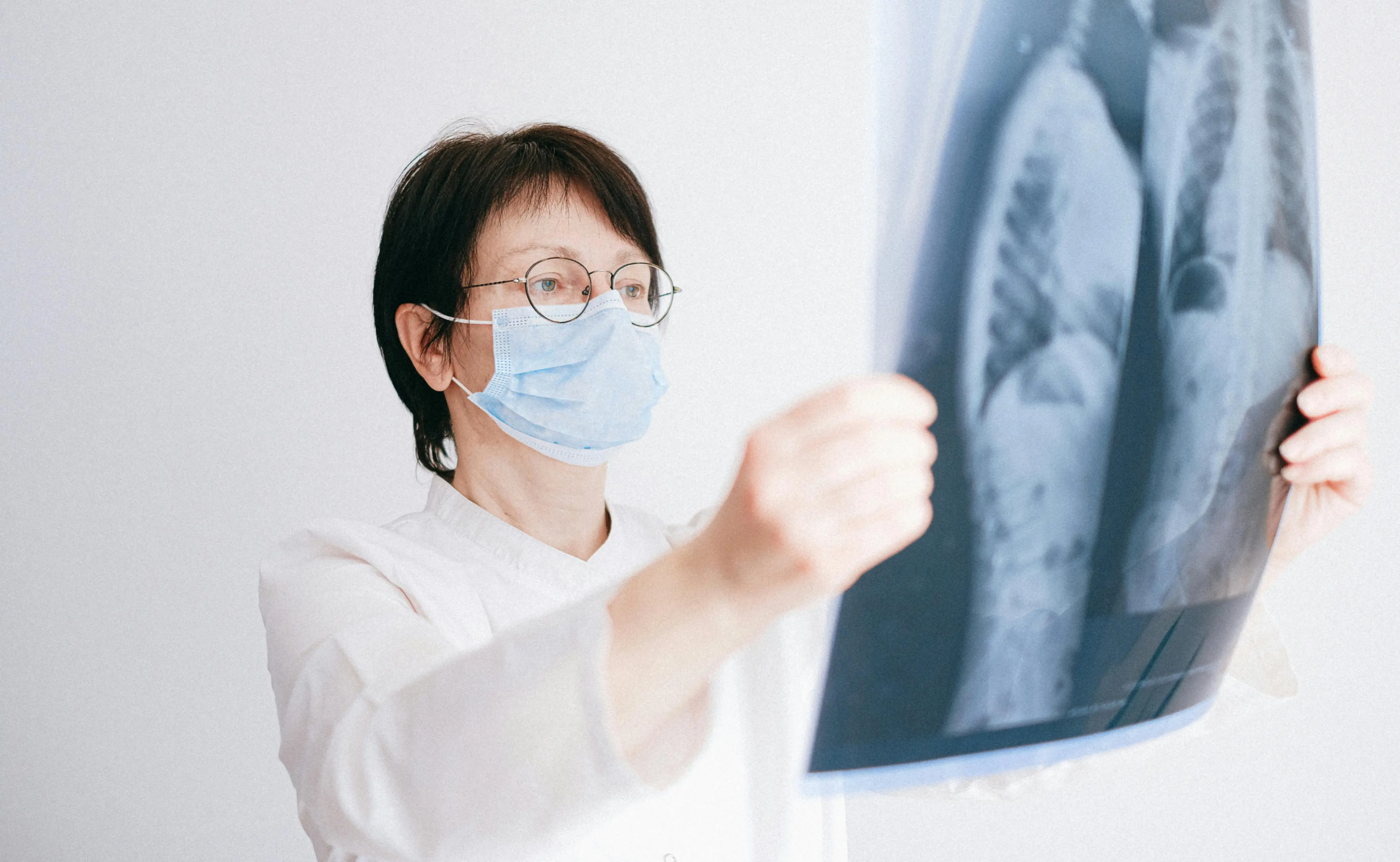 Pulmonologist Job Description