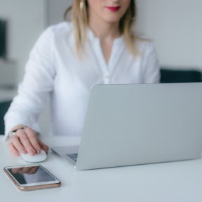 Resalte toda la experiencia laboral relevante.