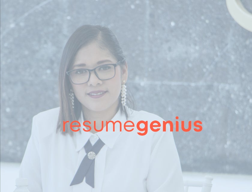 Resume Genius logo.