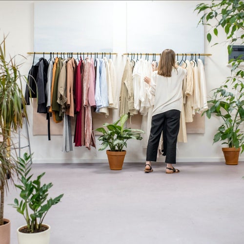 How to Write a Retail Manager Cover Letter:
