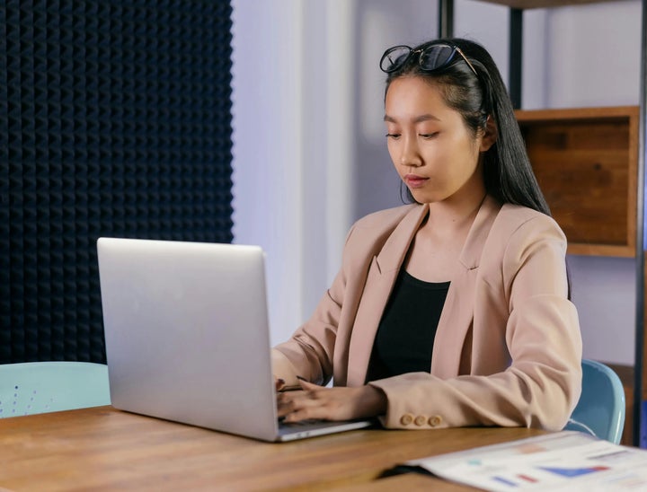 Senior Administrative Assistant Job Description