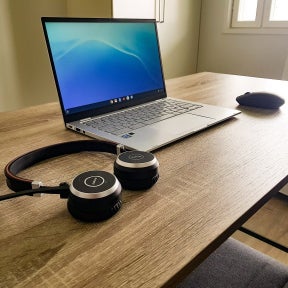 Set up your screen.