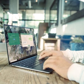 Considere investir em ferramentas de sourcing.