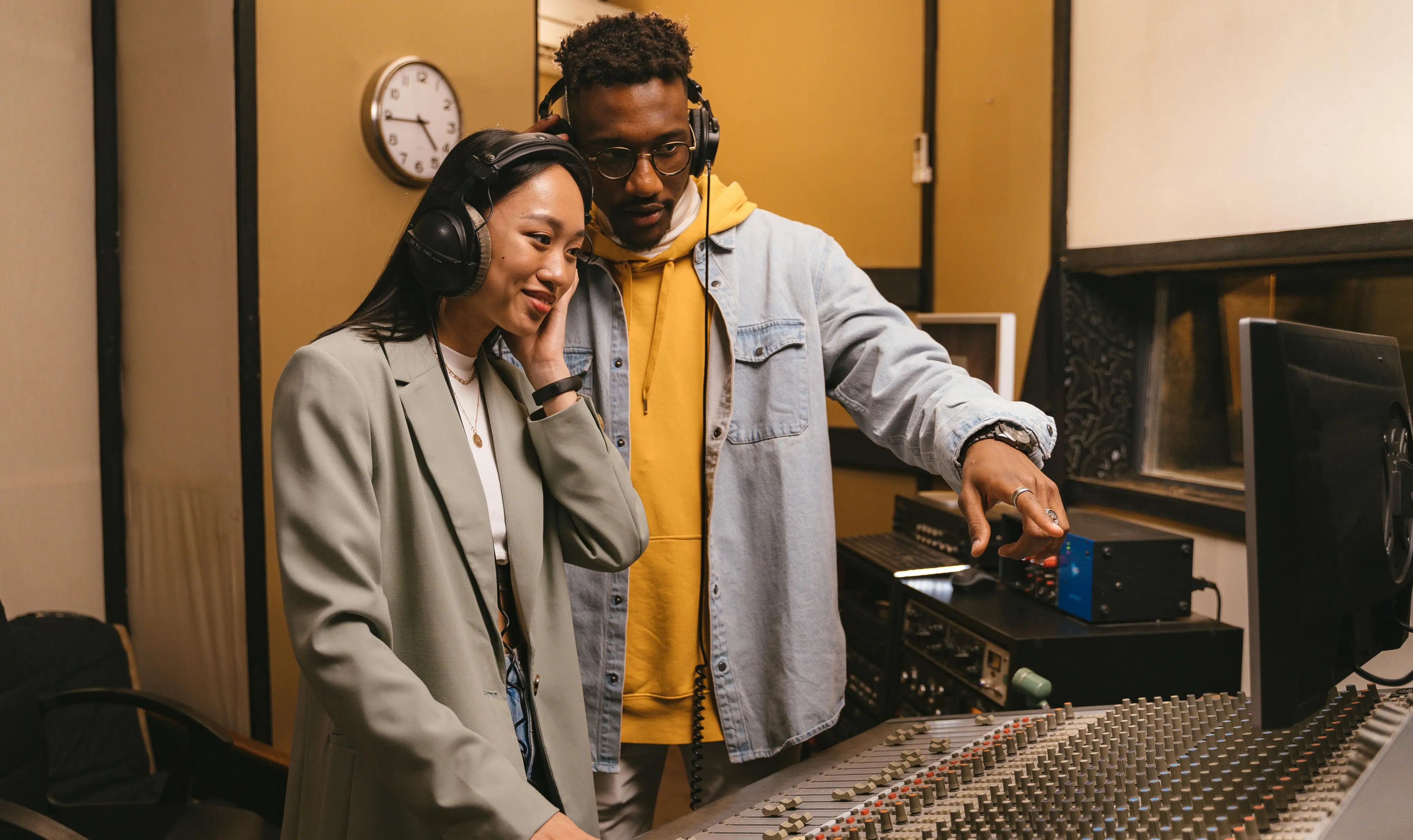 VelvetJobs Review With Pricing, Alternatives, and FAQs