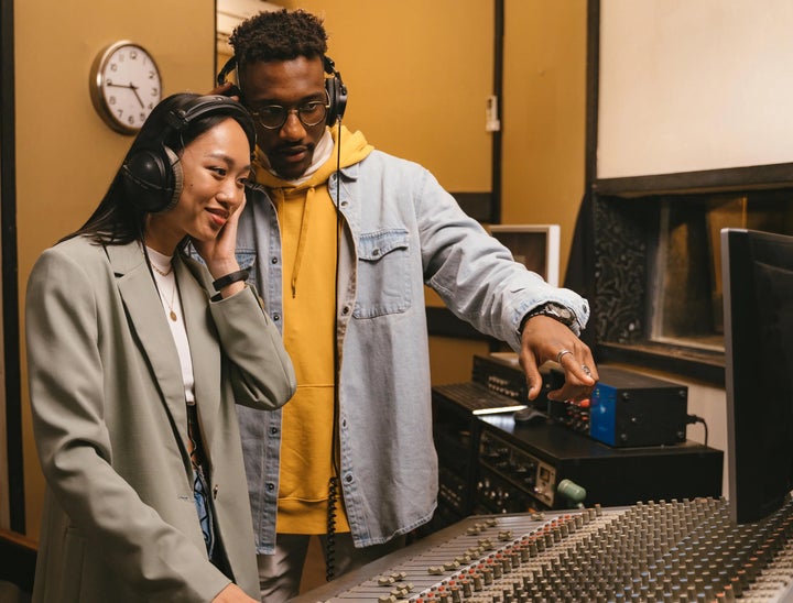 VelvetJobs Review With Pricing, Alternatives, and FAQs