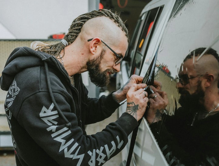 Window Tinter Job Description