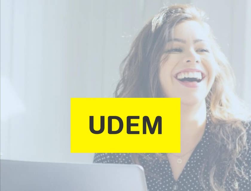 Logo de Bolsa de Trabajo UDEM.