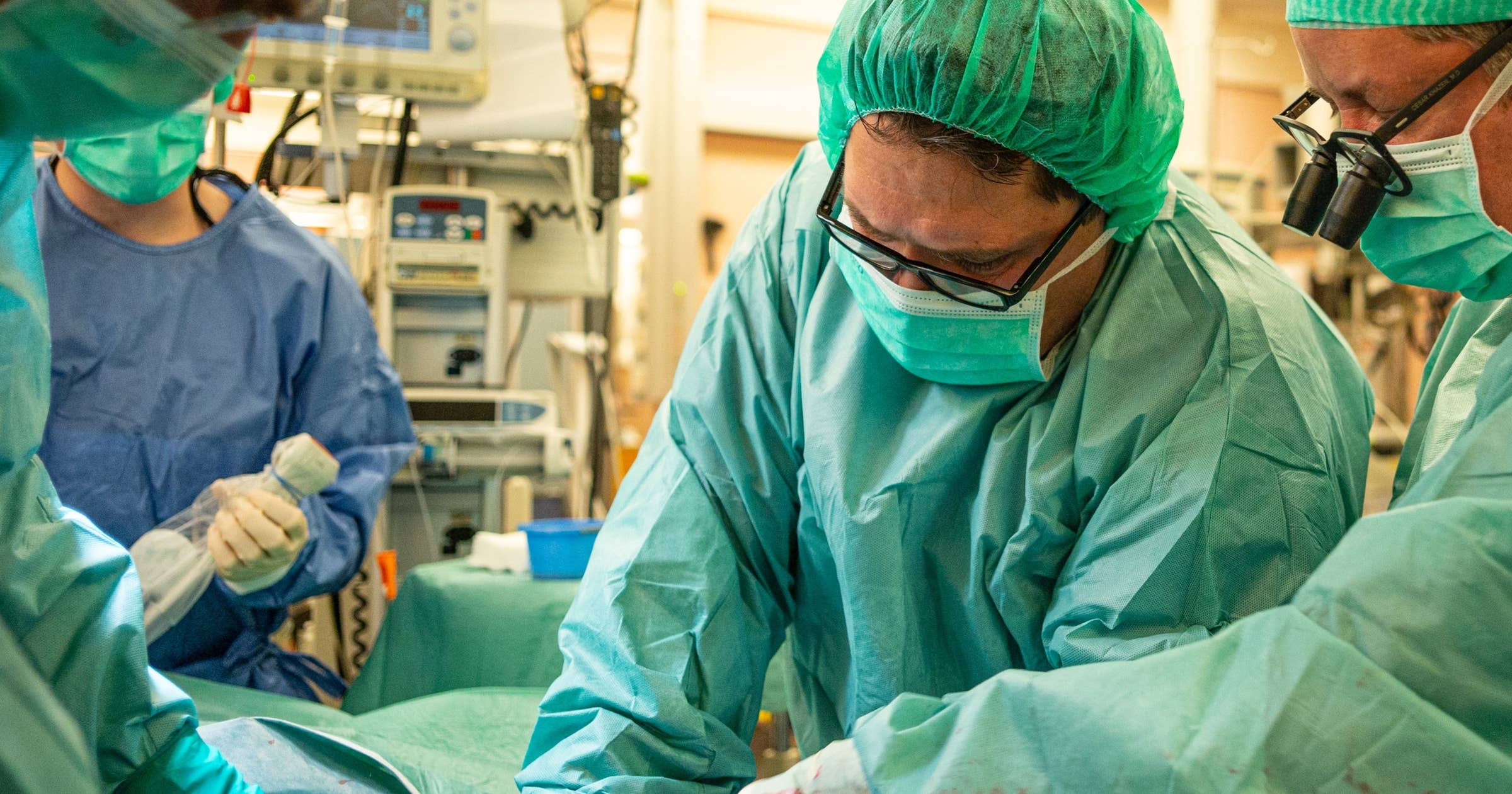 Heart transplant surgeon job description
