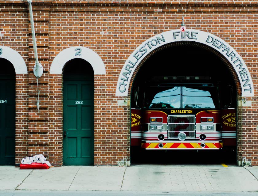 A building with a vehicle in Charleston, South Carolina.