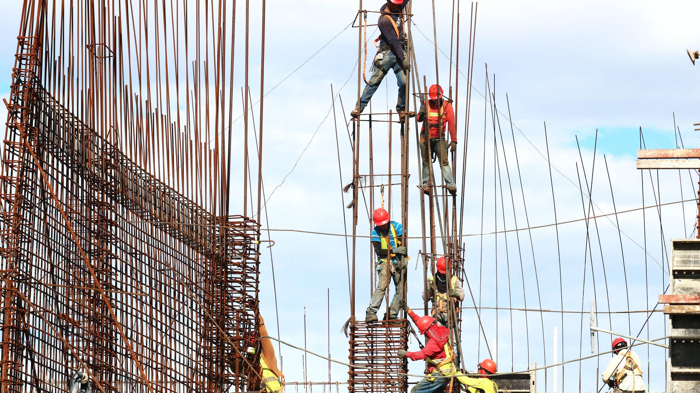 construction worker job description